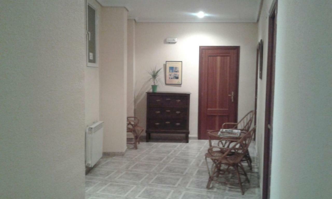 Hostal Ávila Ocaña Exterior foto