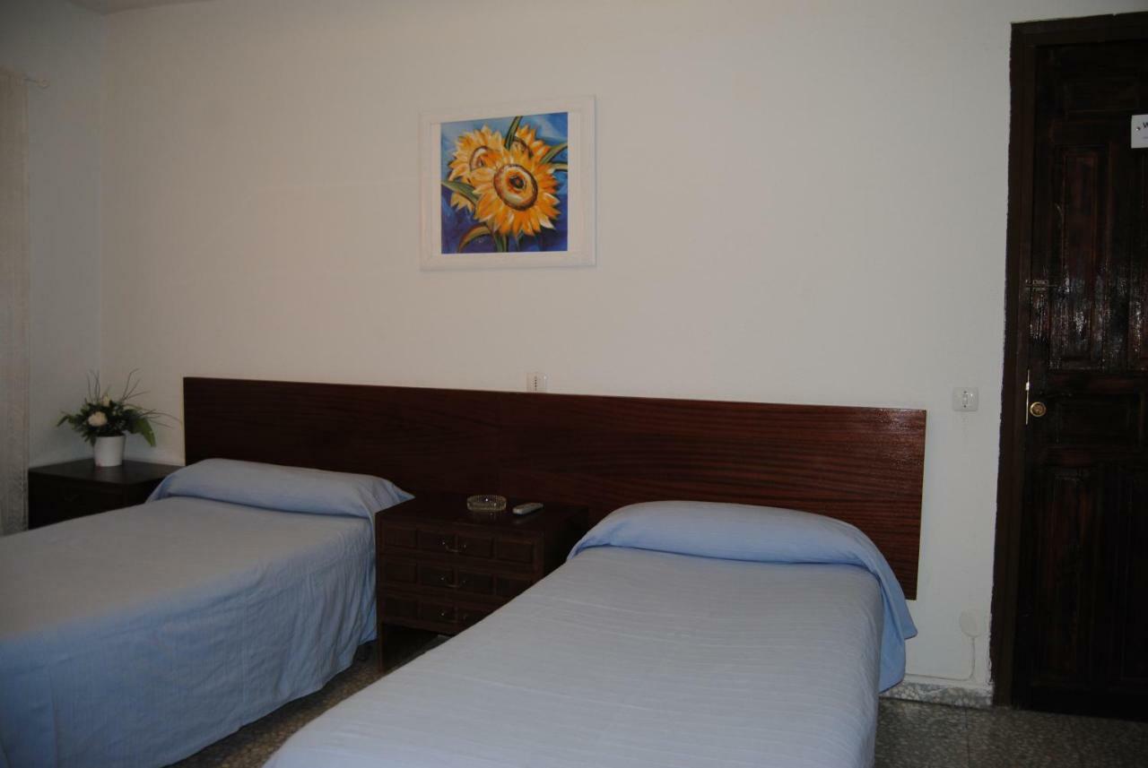 Hostal Ávila Ocaña Exterior foto