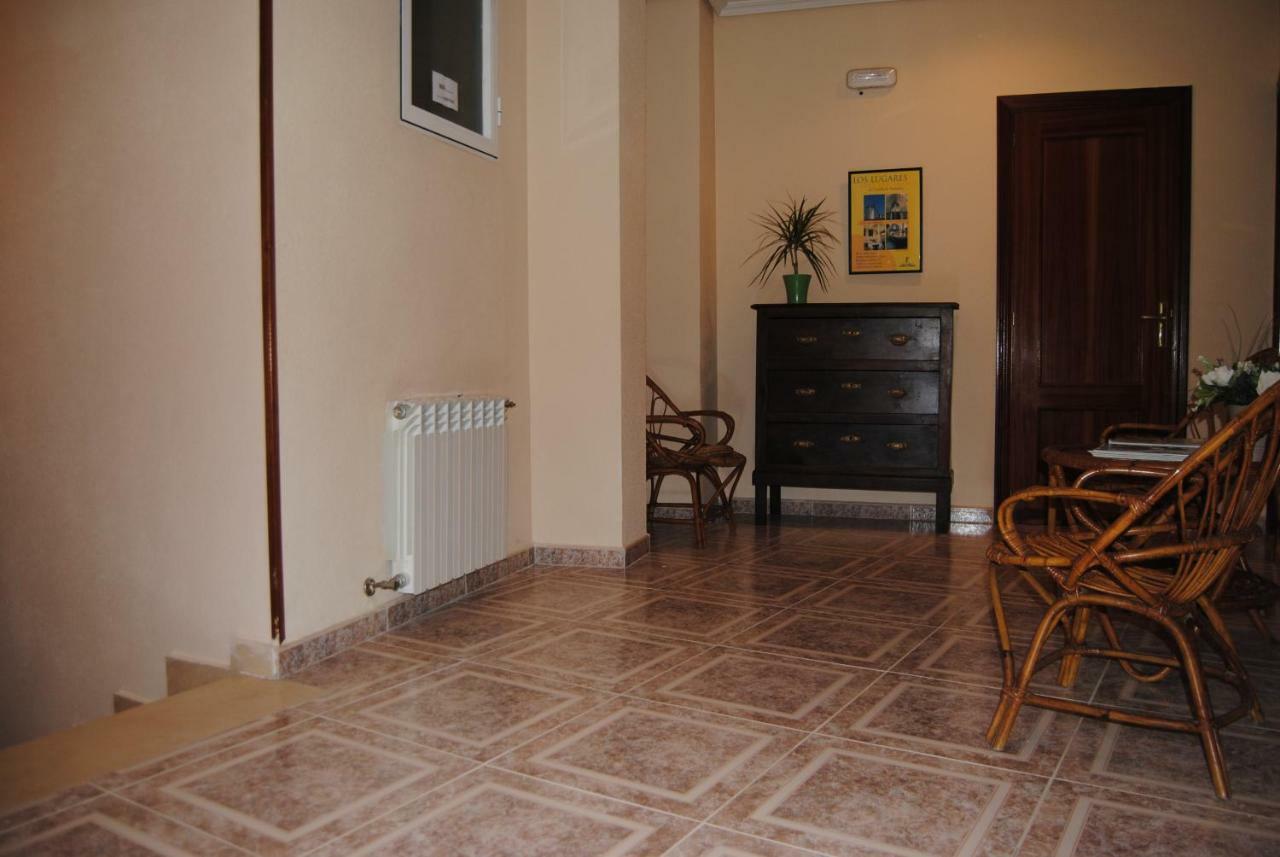 Hostal Ávila Ocaña Exterior foto