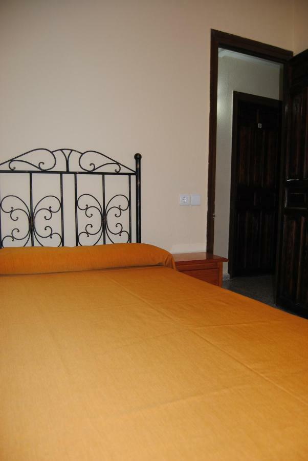 Hostal Ávila Ocaña Exterior foto